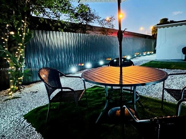 Photo - 610 NW 111th St Unidad 1