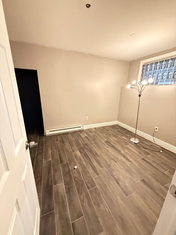 Photo - 360 Netherland Ave