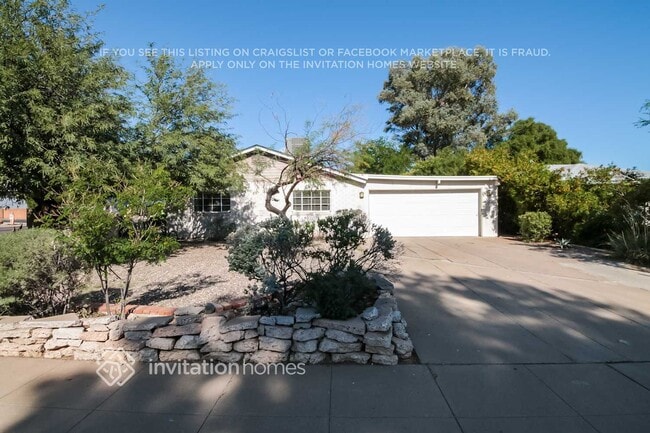 Photo - 3327 N 15th Ave