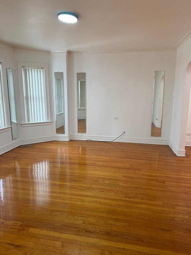 Photo - 3010 N Linder Ave