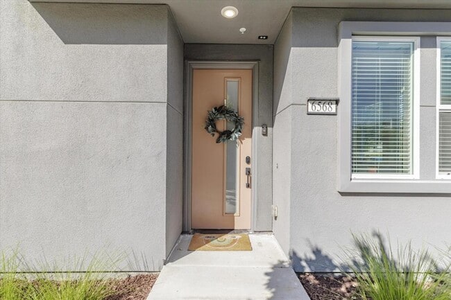 Photo - 6568 Vision Ct