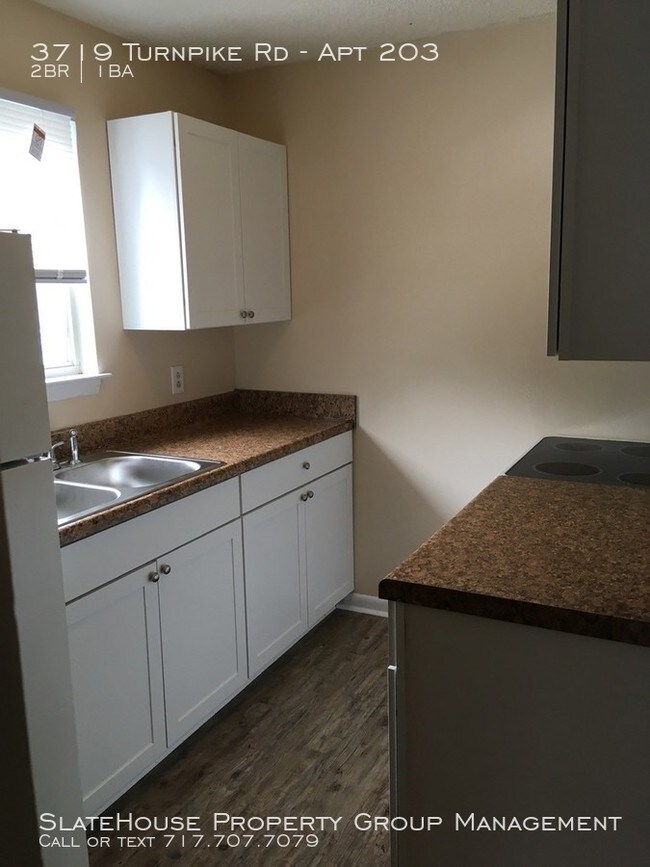 Photo - 3719 Turnpike Rd Unidad Apt 203