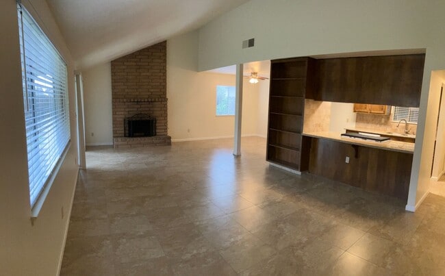 Photo - 1213 Satariano Ln