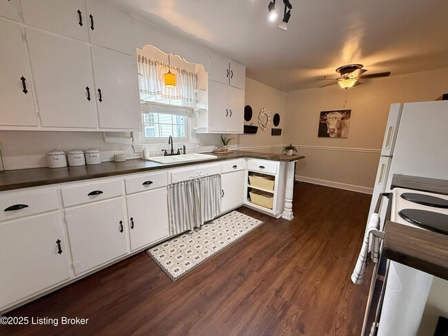 Photo - 1445 Campbellsville Rd