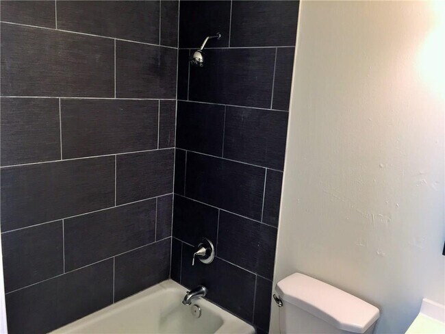 Photo - 2616 Ektom Dr Townhome