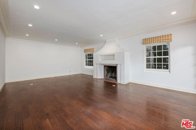 Photo - 139 S Anita Ave