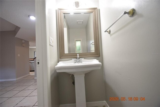 Photo - 625 Fairwood Forest Dr