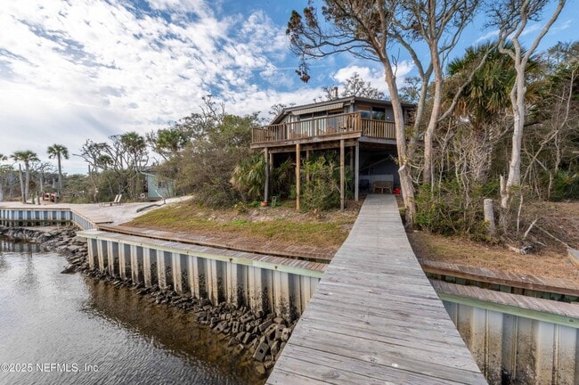 Photo - 11255 Fort George Rd