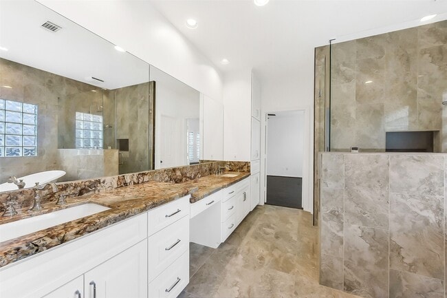 Photo - 4408 Mildred St