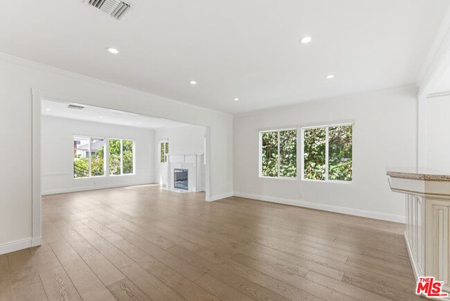 Photo - 1532 Glendon Ave