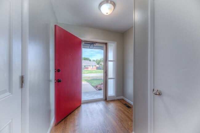 Photo - 3230 S 82nd E Ave