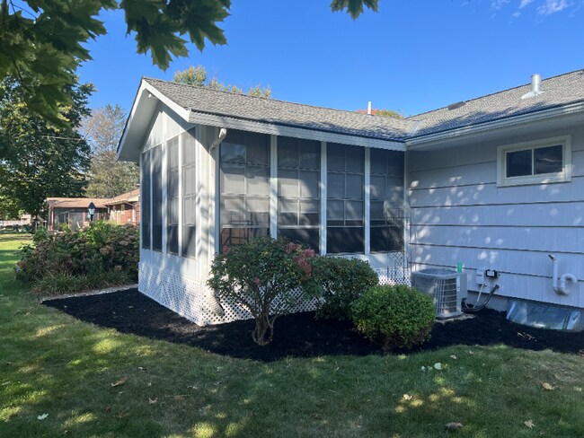 Photo - 7909 66th Ave N