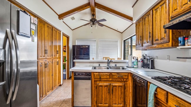 Photo - 2013 Stain Glass Dr