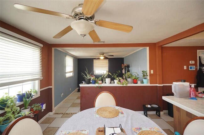 Photo - 3716 N 52nd St