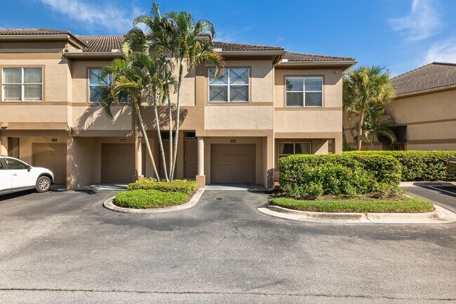 Photo - 910 Normandy Trace Rd Condo