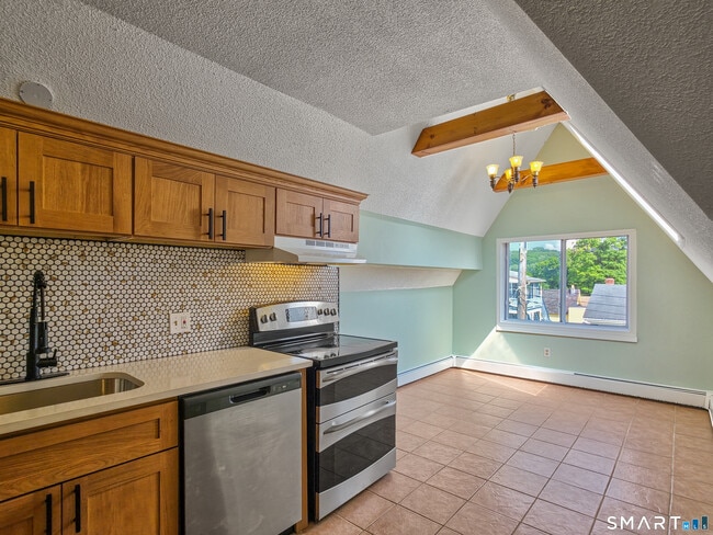 294 Central Ave Unit 3