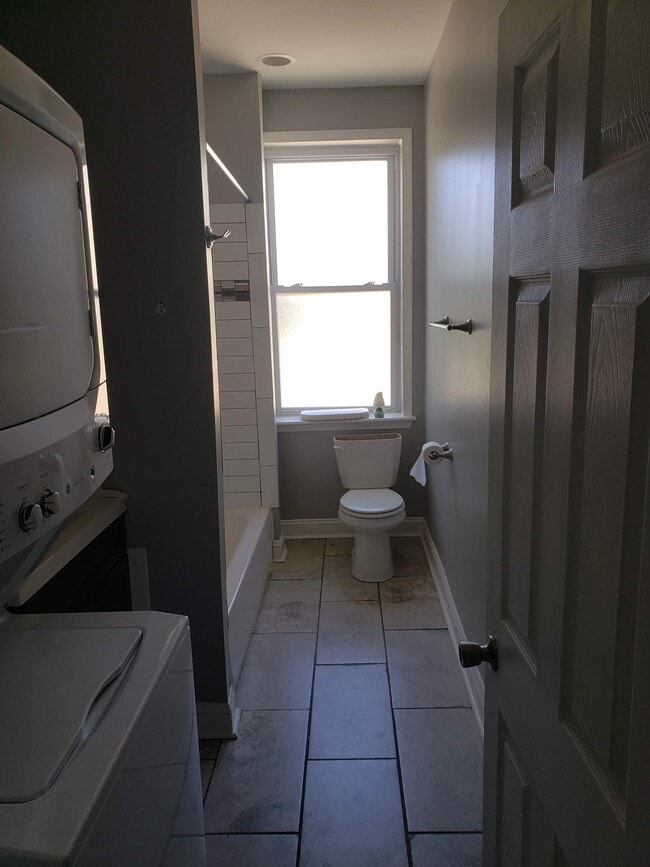 Photo - 3416 W Clearfield St Unidad #2