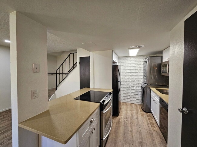 Photo - 9195 Lehigh Ave