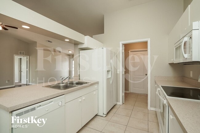 Photo - 3208 9th St W