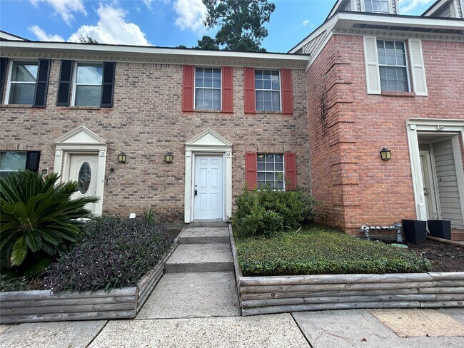 Building Photo - 2030 Plantation Dr Unit B Rental