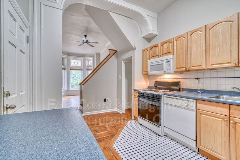 Photo - 2348 Eutaw Pl
