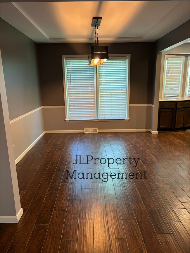 Photo - 10001 Century Ln