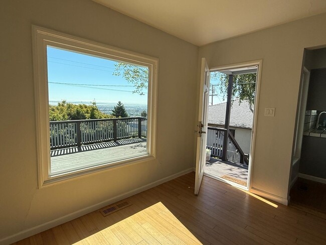front room - 16650 Rolando Ave