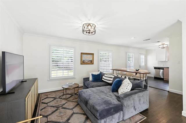 Photo - 3917 Hawick Ln