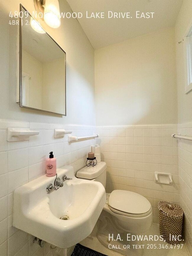Photo - 4809 Northwood Lake Dr E