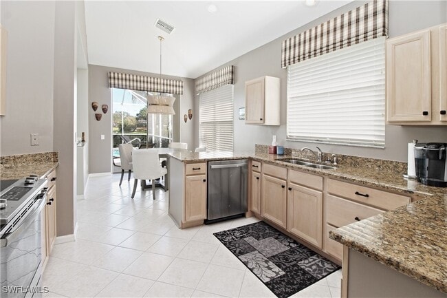 Photo - 1842 Winding Oaks Way Casa