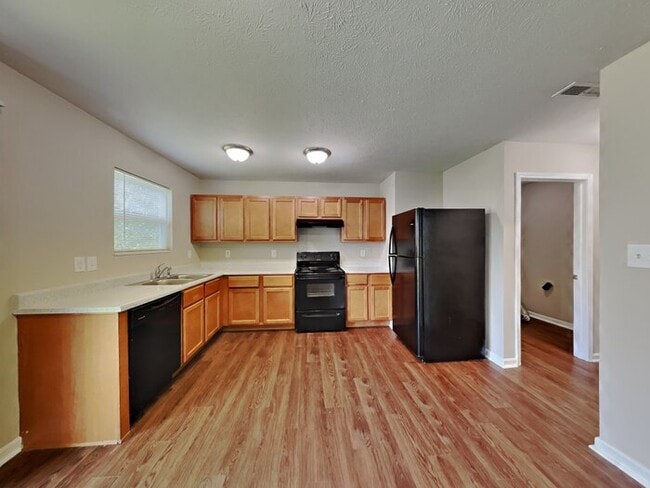 Photo - 1092 Torino Ln