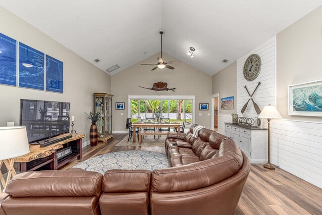 Photo - 2981 SW Palm Brook Ct