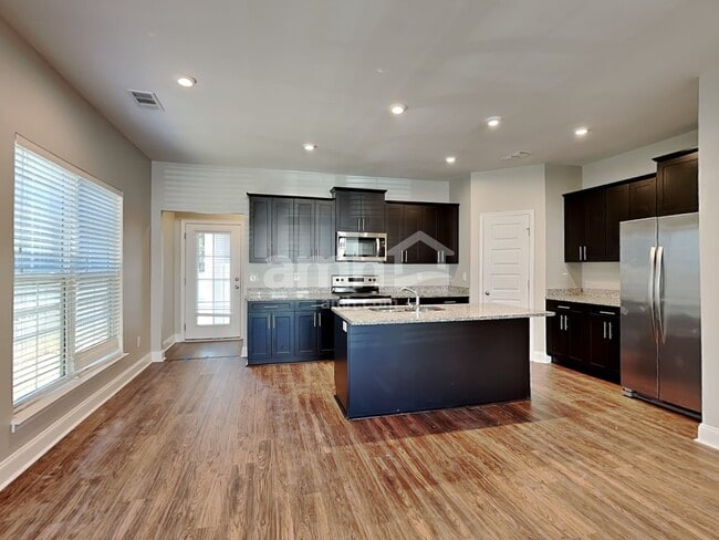 Photo - 5340 Tupelo St