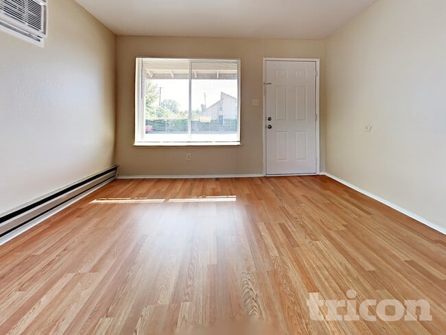 Photo - 10061 Lincoln Village Dr