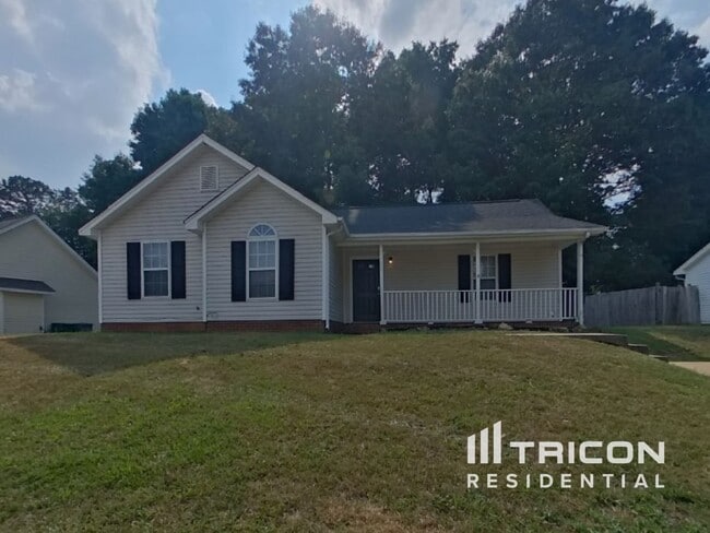 Photo - 1128 Summit Hills Dr House