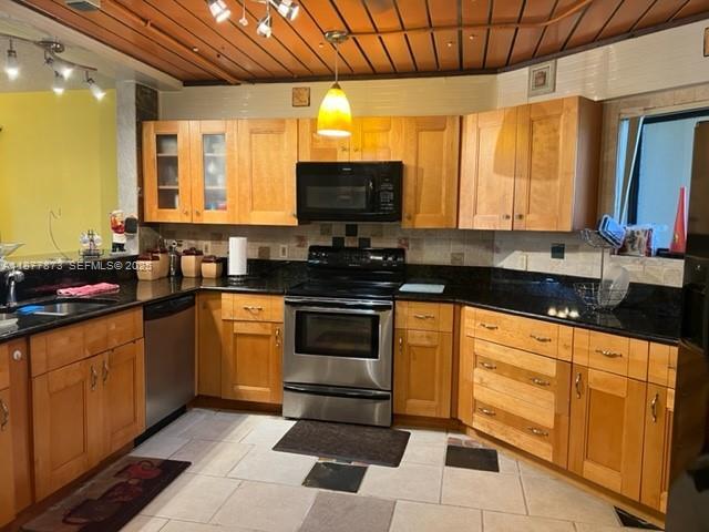 Photo - 600 Uno Lago Dr Unit 302