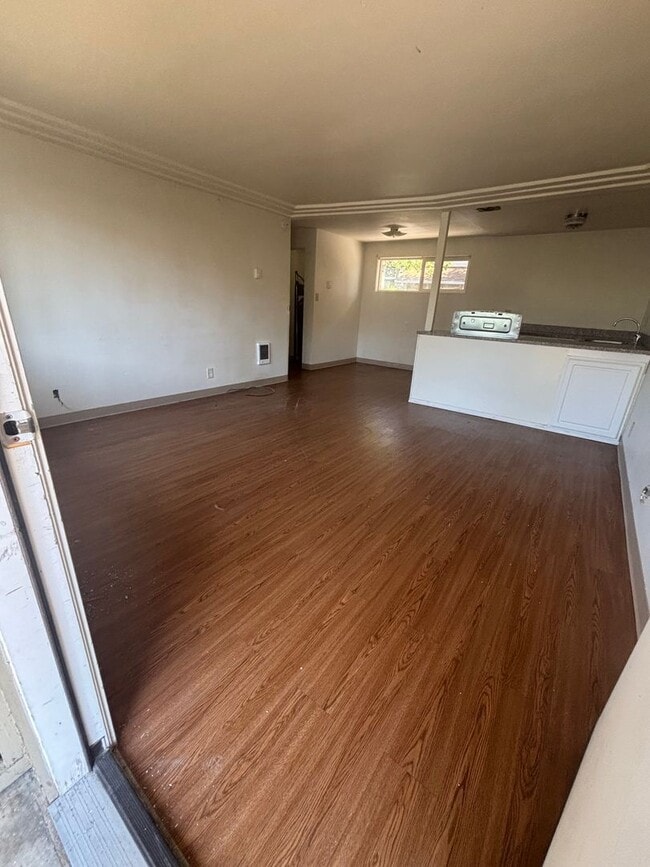 Photo - 620 E 19th Ave