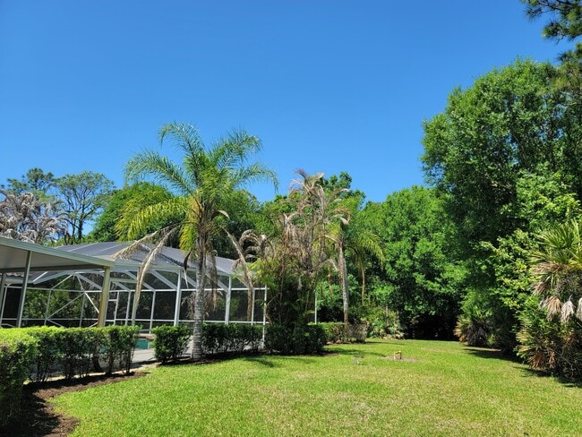 Photo - 7922 Steeplechase Ln