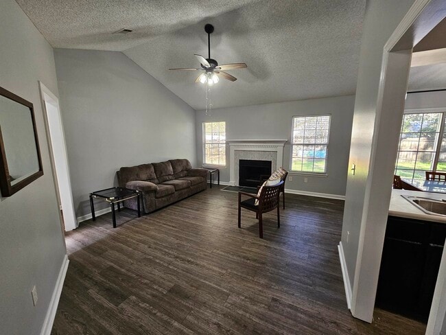 Photo - 2428 Beechnut Ln