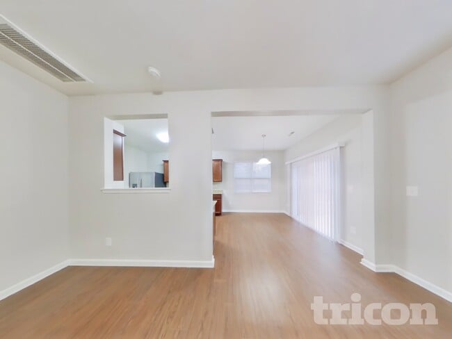 Photo - 2808 St George Ln