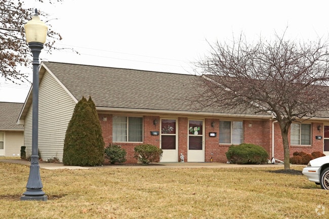 Photo - Lakeside Manor Apartments 55+