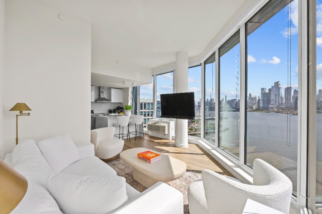 Building Photo - 100 Harbor Blvd Rental