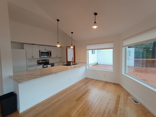 Photo - Rare Lakefront Retreat