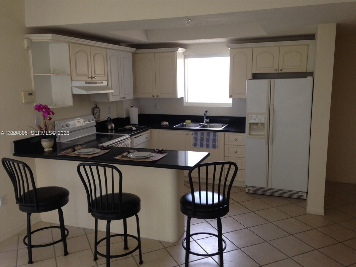 Photo - 3500 Coral Wy Unit PH-01