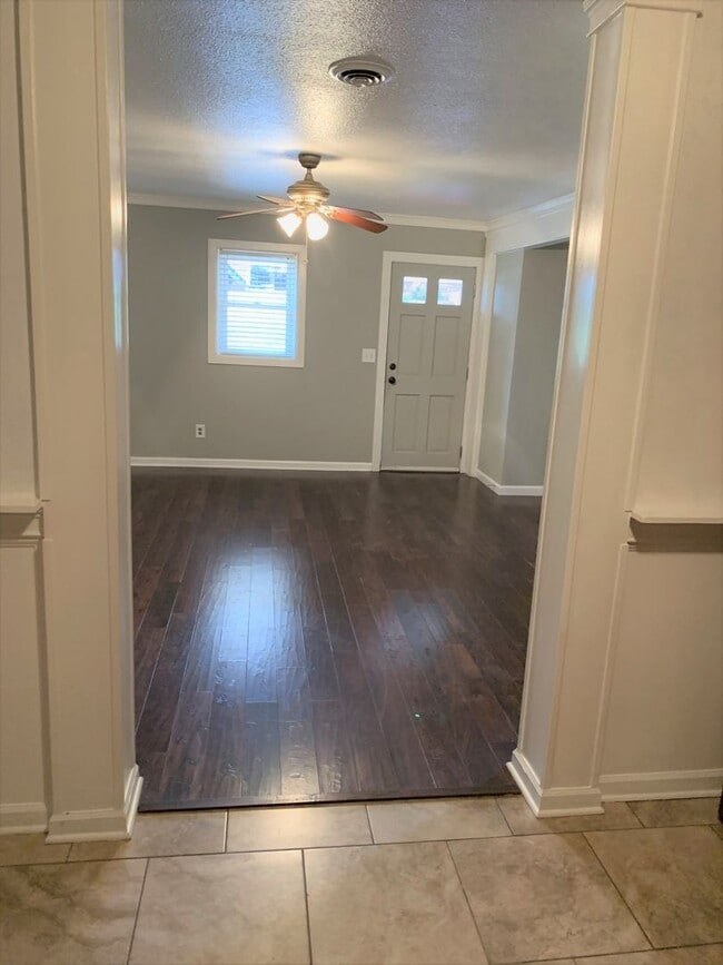 Photo - 3 Bdrm/2 Bath home    ?   Gray, TN