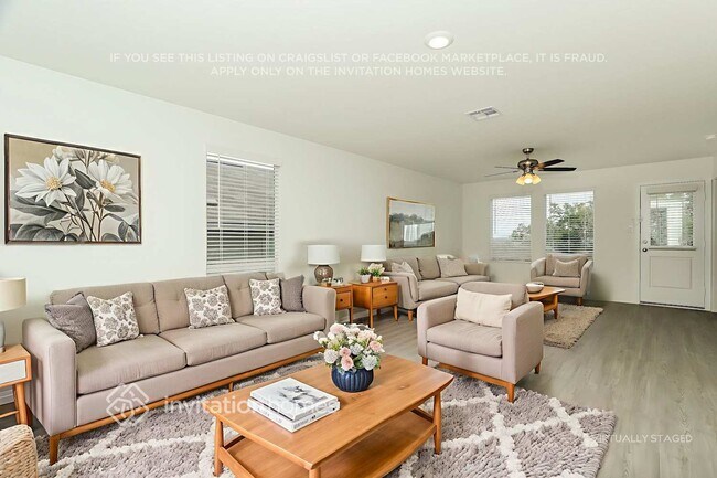 Photo - 3214 Roslyn Grist