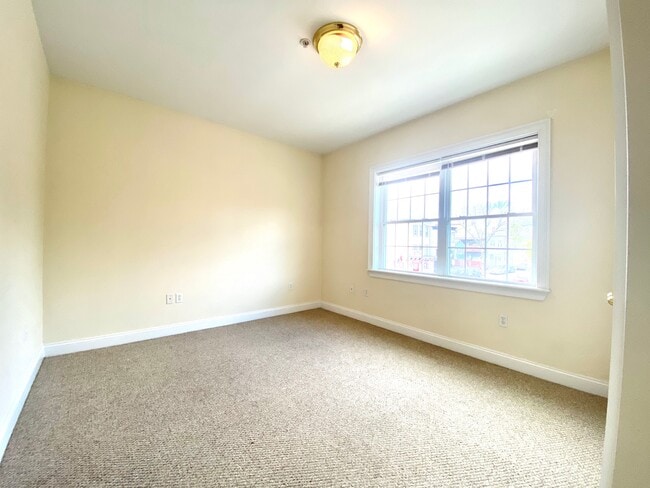 Photo - 661 Bennington St Unit #2