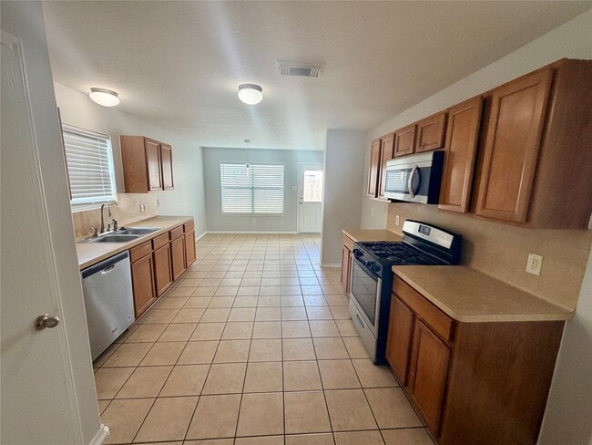 Building Photo - 9011 Aspen Trace Ln