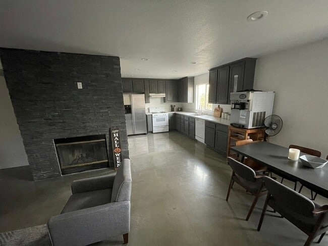 Photo - 33075 Aquamarine Cir