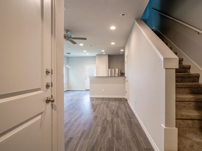 Photo - 222 Peruna Dr